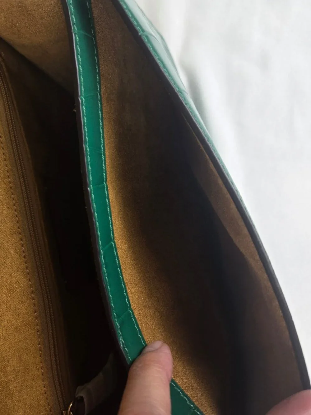materials croc
